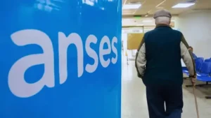 Anses: con los feriados por el Papa, cuándo cobran jubilados y AUH en noviembre